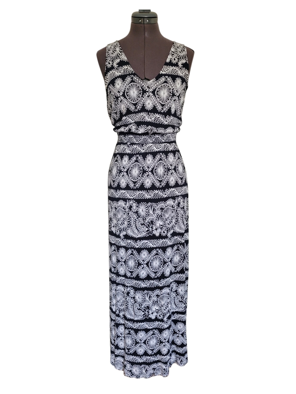 100% Rayon Floral Printed Smocked Maxi Dress Medium Boho Floral Joe Fresh
